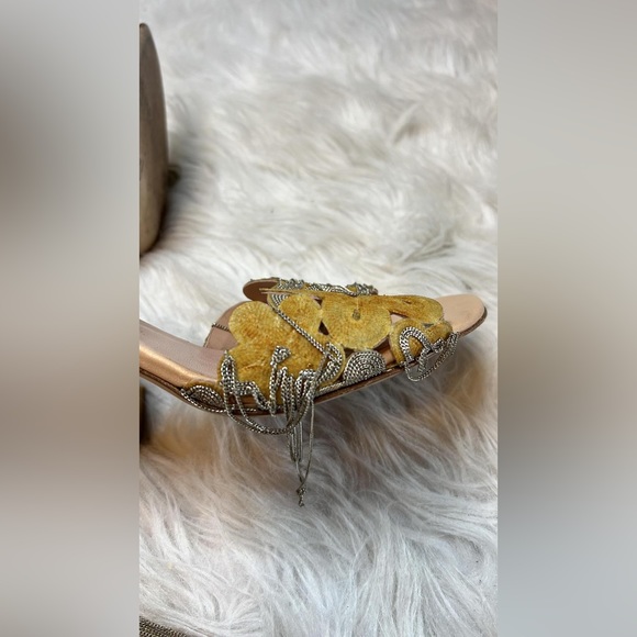 Stuart Weitzman Floral Sandals - Cream - Picture 11 of 14